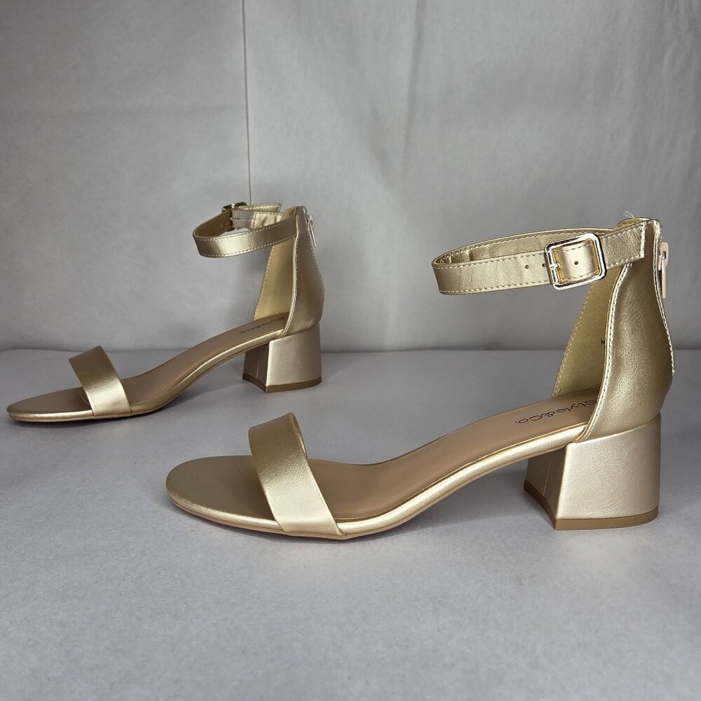 NWOT Style & Co Women's Janiee Ankle-Strap Platino Block-Heel Sandals - Picture 2 of 6